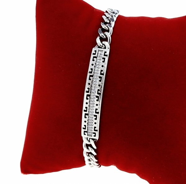 gold bracelet for a gold-plated leg