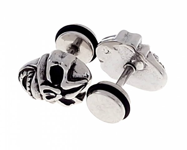 gold earrings made of stainless steel