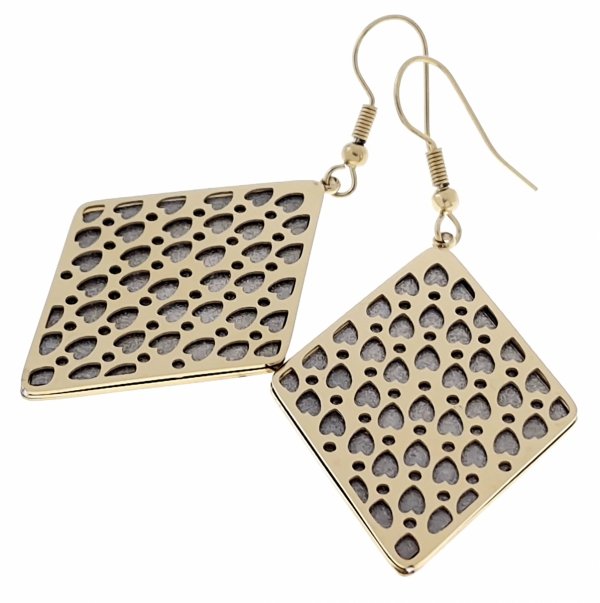 gold earrings made of stainless steel