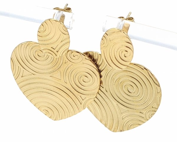gold earrings made of stainless steel