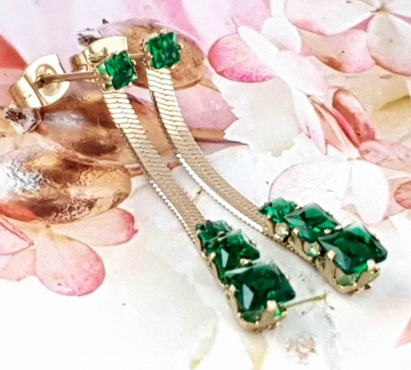 gold earrings made of stainless steel