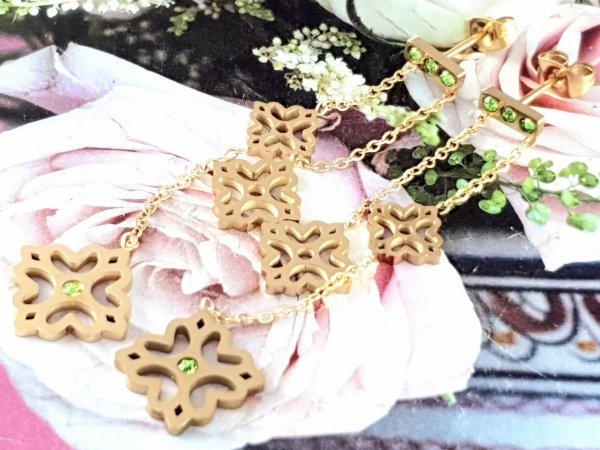 gold earrings made of stainless steel