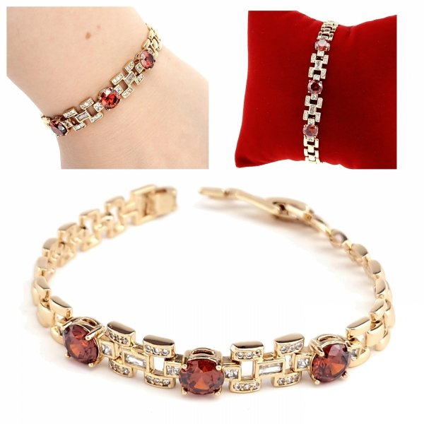 gold bracelet for a gold-plated leg