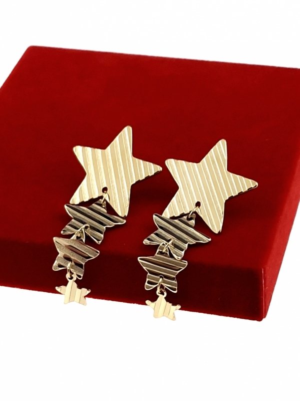 gold earrings made of stainless steel
