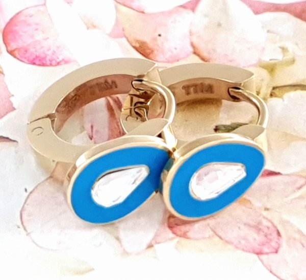 gold earrings made of stainless steel