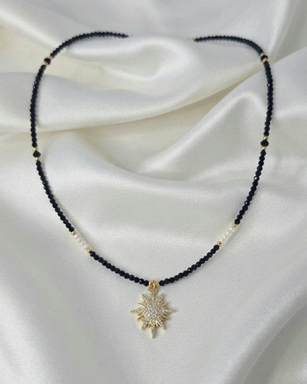 1918j Złoty łańcuszek 40+5cm naszyjnik stal chirurgiczna nierdzewna róża wiatrów kryształki