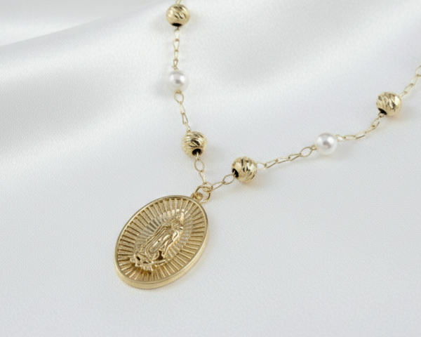 3473 Złoty łańcuszek naszyjnik 60cm pozłacany 14k perły medalik