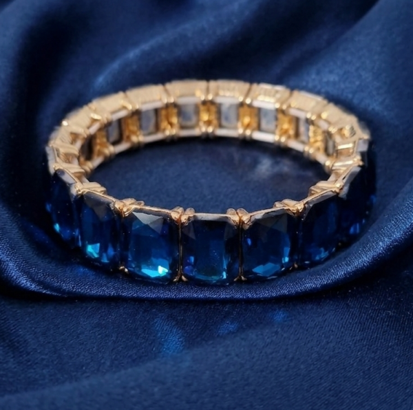 3374 Bransoletka kryształki na gumce jubilerskiej