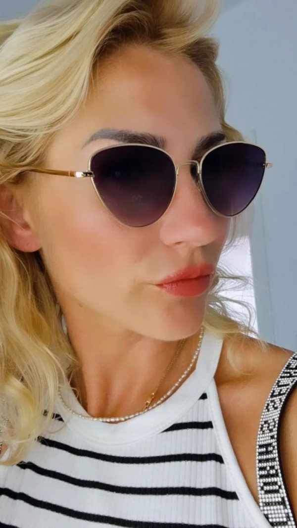 2537 Damskie okulary przeciwsłoneczne muchy ozdobne UV400