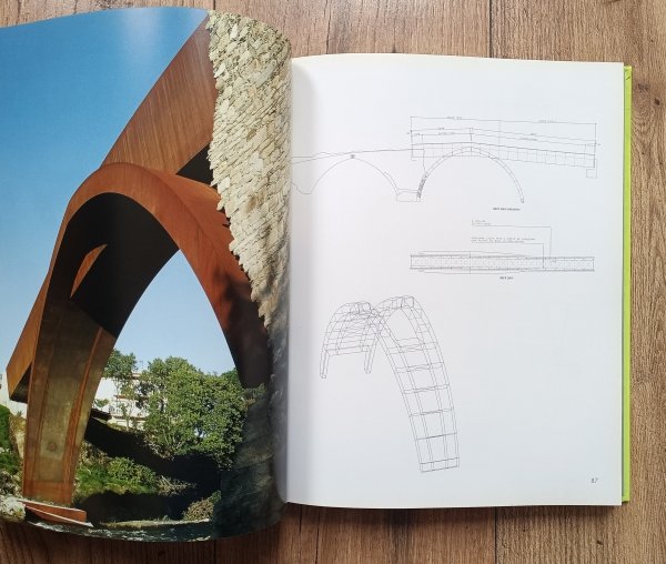 Celebrating the City. Urban Facilities