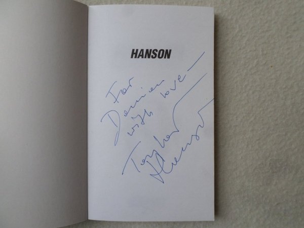 Jill Matthews • Hanson biografia zespołu z autografem
