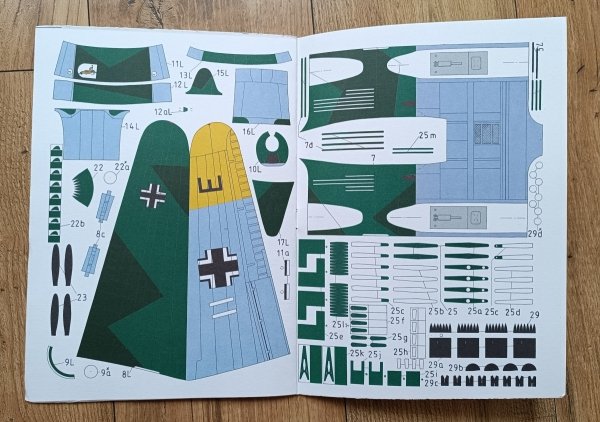 Mały Modelarz 8-9/1998 / Samolot rozpoznawczy Focke-Wulf Fw 189 UHU