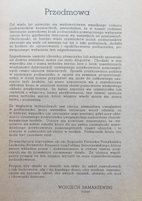 Podręcznik do nauki kroju ubiorów dziecięcych i bielizny