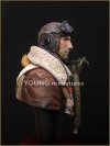 Young Miniatures YM1815 B-17 Waist Gunner ETO, 1944 1/10