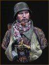 Young Miniatures YM1877 ALTER HASE WWII 1/10