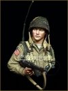 Young Miniatures YM1885 US Airborne Radio Operator CARENTAN 1944 1/10