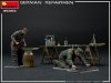 Miniart 35353 GERMAN REPAIRMEN 1/35