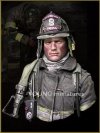 Young Miniatures YC1801 FIRE FIGHTER 1/10