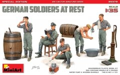 MiniArt 35378  GERMAN SOLDIERS AT REST. SPECIAL EDITION 1/35