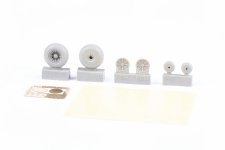 Eduard 6481135 P-40N wheels cross tread EDUARD 1/48