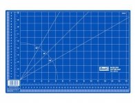 Revell 39057 Large Cutting Mat 45cm x 30,2cm