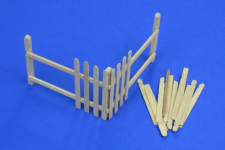 RB Model 35D04 Wooden palings (corner) 1/35