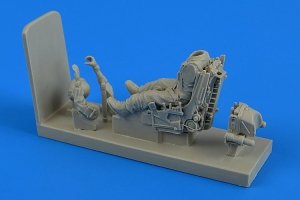 Aerobonus 480162 Soviet Pilot with ejection seat for Su-22/Su-25 1/48 KP/Smer