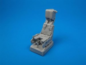 Quickboost QB32001 F/A-18C ejection seat with safety belts 1/32