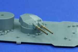 RB Model 700L10 Lufa Ise class 1/700