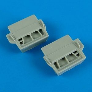 Quickboost QB48460 F/A-18E/F Super Hornet ecs pipes - early v. Hasegawa 1/48
