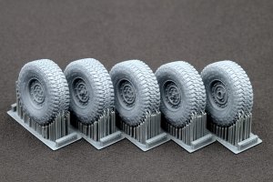 ScaleX WM 35002S HMMWV MT/R 12-bolt Sagged wheel set (for Academy, ICM) 1/35