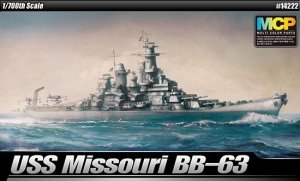 Academy 14222 BB-63 USS Missouri 1/700