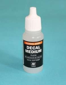 Vallejo 73212 Decal Medium 17ml