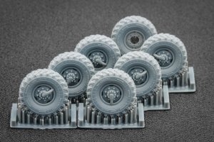 ScaleX WM 72001 ZIL 131 Ordinary wheel set (for ICM) 1/72