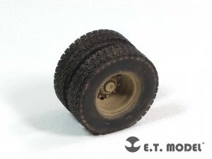 E.T. Model ER35-040 WWII German Heavy Truck L-4500 Weighted Road Wheels For ZVEZDA 3596/3647 1/35