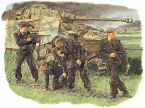 Dragon 6129 Survivors Panzer Crew (Kursk 1943) (1:35)