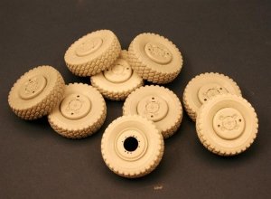 Panzer Art RE35-121 Road wheels for M1070 truck tractor 1/35