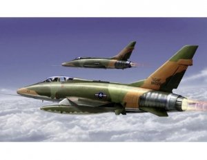 Trumpeter 01650 F-100F Super Sabre (1:72)
