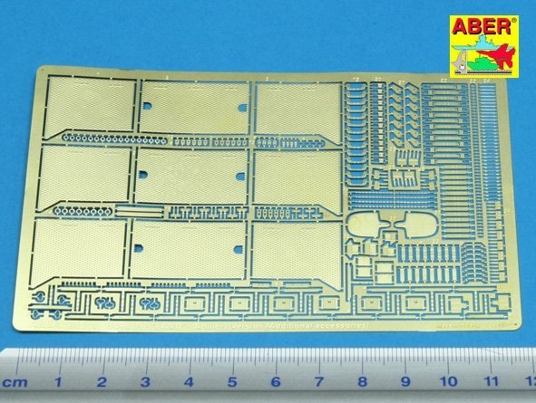 Aber 35111 Sd.Kfz.9 FAMO Vol.3 - zest dod z cz. do wersji ciagnika artyleryjskiego (TAM) (1:35)