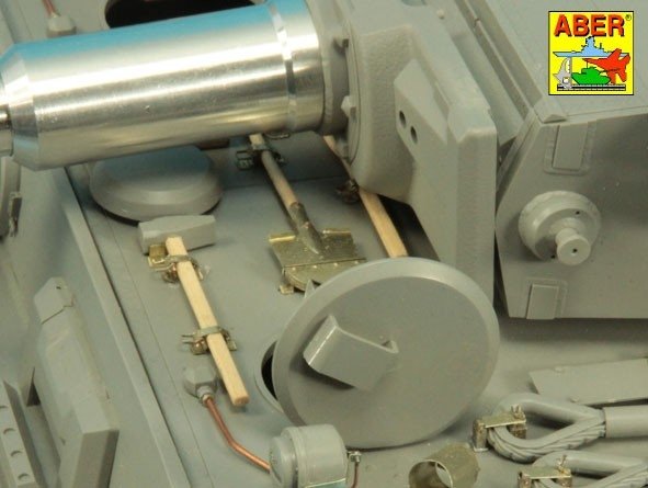 Aber 16028 Useful parts for the early versions of the Tiger I tank / Pożyteczne części do czołgu Tiger I wczesnych wersji 1/16