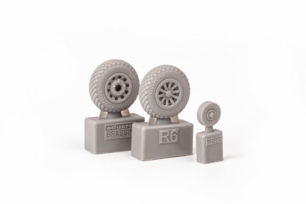 Eduard 672366 P-51D wheels diamond tread EDUARD 1/72