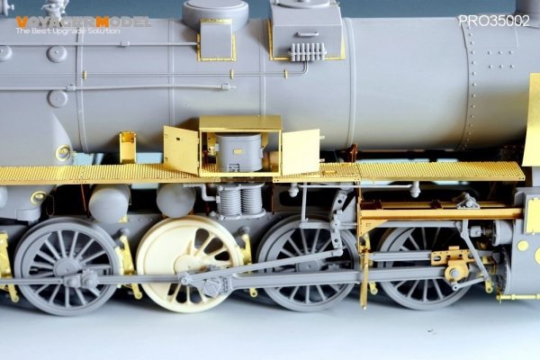 Voyager Model PRO35002 Baureihe 52 mit Steifrahmentender 1/35