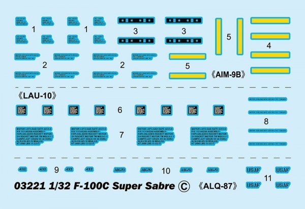 Trumpeter 03221 F-100C Super Sabre 1/32