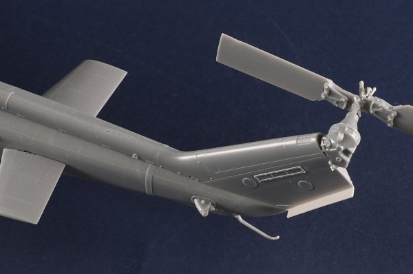 Trumpeter 05116U AH-1W Super Cobra  - USZKODZONE / DAMAGED 1/35