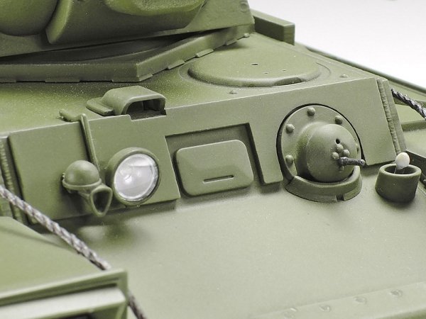 Tamiya 35372 Russian Heavy Tank KV-1 Model 1941, Early Production 1/35