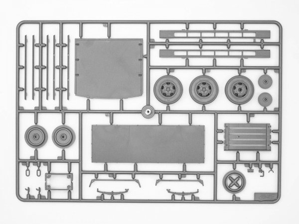 ICM DS3523 Sankas WWII Wehrmacht Ambulance Trucks 1/35
