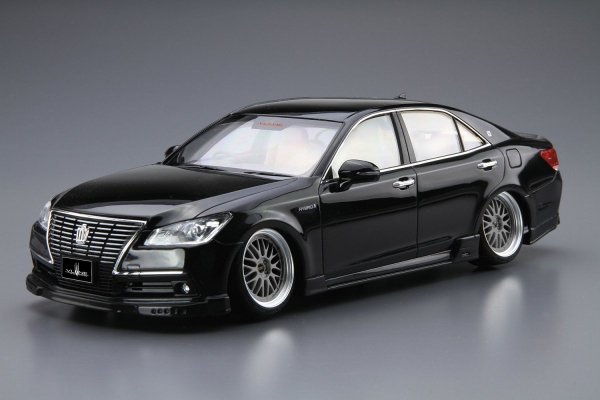 Aoshima 00855 VLENE AWS210 CROWN ROYALSALOON G '12 (TOYOTA) 1:24