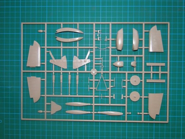 Fly 32015 Hawker Hurricane Mk.IId (1:32)