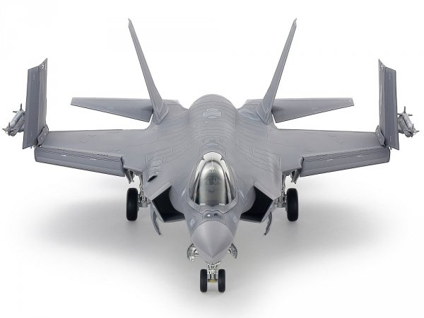 Tamiya 61127 Lockheed Martin F-35C Lightning II 1/48