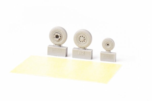 Eduard 672390 F-35B wheels TAMIYA 1/72